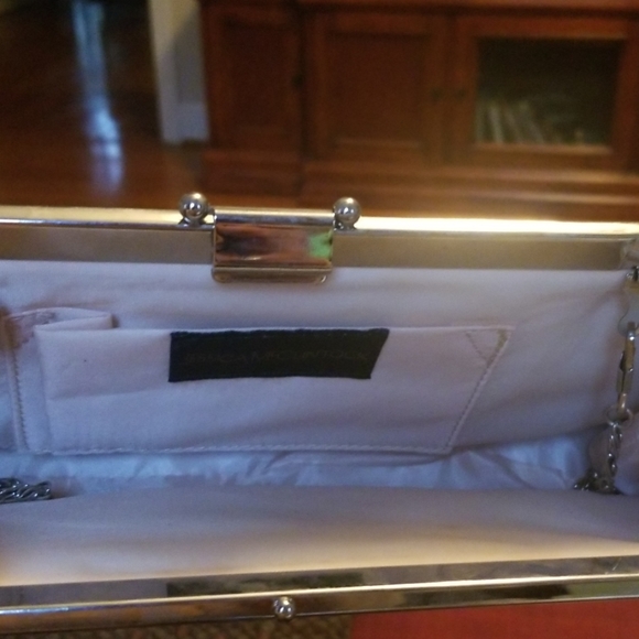 Purse - Picture 2 of 3